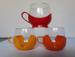 3 glass glasses with super retro plastic base from the '70s