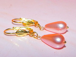 Pink gold shell earrings with pearl drop pearls