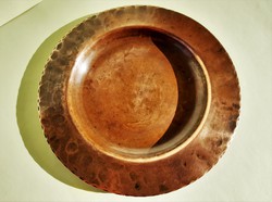 Craftsman Nausch (1941 - 2015) craftsman in copper bowl