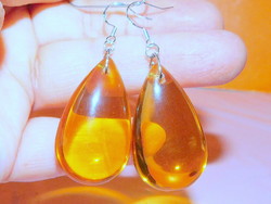 Golden shiny glass drop earrings