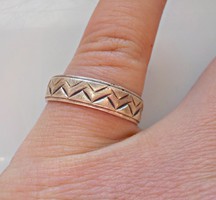 Vésett karika ezüstgyűrű