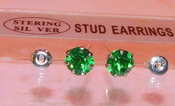 Sparkling emerald green shiny crystal stone earrings