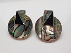 Alpaca clip decorated with abalone shells