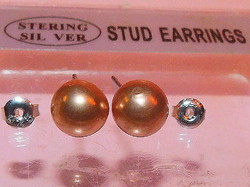 Gold brown shell pearl pearl earrings