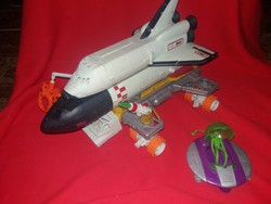 MATCHBOX MEGA RIG Space Shuttle variálható építési lehetőségekkel UFO figurával képek szerint