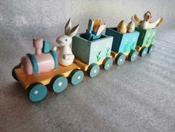 Húsvéti dekorációs vonat, nyúl mozdonyvezetővel
