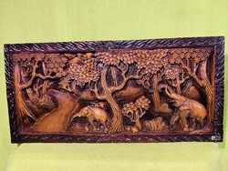 Creation of an old large-scale craftsman, thailand, multidimensional wood carved elephants life