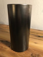 Modern dark color vase p-3