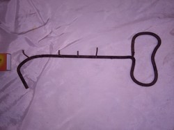 Régi vas fali kulcstartó vagy kis fogas - kulcs alakú