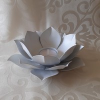 White lotus metal candle holder