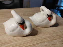 Porcelain swan birds
