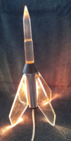 Retro rakéta alakú lámpa
