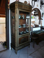 Original antique gilded XVI Louis contemporary glass showcase with oil painting on the door from the 1780s