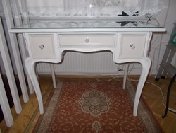 Antique women's desk with toiletries cheap!