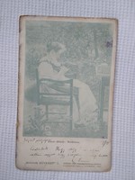 Antik hosszúcímzéses képeslap/fotólap hölgy karosszékben, kert 1899 Magyar Művészet sorozat