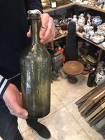 Old bottle of mineral water, a rarity of 2 liters, an excellent piece for collectors.