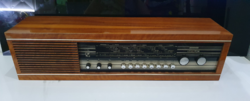 Videoton radio. R4902.