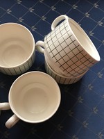 Pagnossin Treviso Italy márkájú porcelán csészék,sérülésmentes állapotban.7 db 8,5 cm átmérőjű