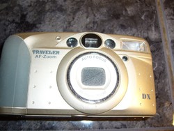 Sok féle analóg fényképezőgép régi retro BRAUN MINOLTA TRAVELER RICOH FUJI -MPL csomagautomatába is