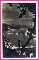 103 --- Running postcard Budapest at night