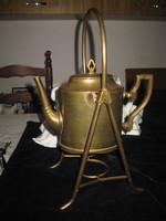 Antik tea ,kiöntő és melegítő réz állvány  37 cm magas , a kanna kb 1 liter