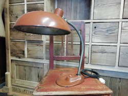Kaiser stílusú íróasztali lámpa, bauhaus stílusú lámpa, 60-as évekből, merev nyakkal, felújítva
