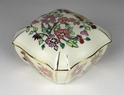 1I111 Pillangós Zsolnay porcelán bonbonier