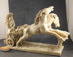 Classicist equestrian statue 310