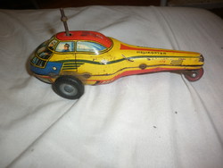 ​régi játék lendkerekes lemezárugyár helikopter