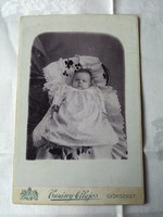 Antik kemény hátú fotó 100 éves vagy több   pici baba, Burány Alajos Györsziget