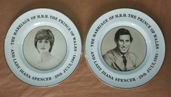 1981 Diana hercegnő és Károly herceg házasságkötési emlék tányér pár Enoch Wedgwood Tunstall