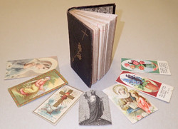 1904-es (!) Régi Retró Vintage Antik Mini Miniatűr Szent Biblia Könyv Imakönyv Keresztény Katolikus