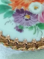 14 karátos arany bross meisseni porcelánnal