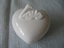 Szív alakú porcelán ékszeres dobozka , lánykérésre is