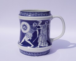 Nagyon ritka Hollóházi görög mitológiai jelenetes nagyméretű porcelán korsó