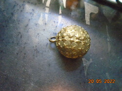 Gilded embossed with stars, spherical pendant