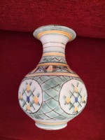 Gorka Géza szőgletes hasú váza