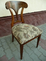 Eredeti antik biedermeier diófa svartnis szék 1850 környékéről, teljesen stabil állapotban