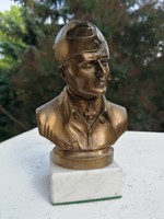 Német második világháborus tiszt bronz szobor