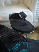 U & me 38 beach slippers, black textile toe slippers