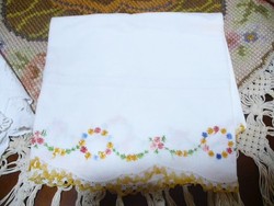2 pcs embroidered shelf strips