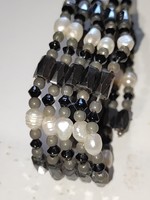 1. About magnetite / cultured pearl bracelet or necklace