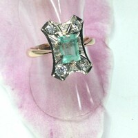 Gold ring with aquamarine and 0.40 Ct diamonds
