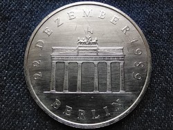 Németország a Brandenburgi kapu megnyitása .999 ezüst 20 Márka 1990 A (id62509)