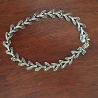 EZÜST KARKÖTŐ MARKAZITOKKAL-FOE 1990-es évekből-jelzett