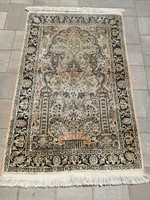 Kashmir hand-knotted 100% silk rug in beautiful condition. Negotiable!