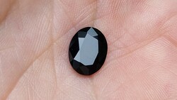 The value of a real, 100% natural rare black spinel gemstone is 2.46ct (opak): 36,900 HUF!