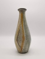 Retro Kerezsi Gyöngyi váza, magyar iparművészeti kerámia, 24,5 cm magas, jelzett