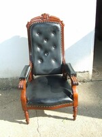 Armchair chair