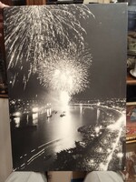 53 X 38 cm Budapesti tűzijáték fotó rétegelt lemezen.keretben